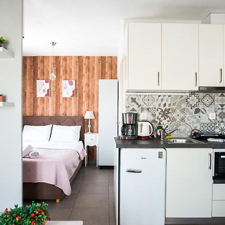 Pomegranade Luxury Apartment, Feels Like Home Alexandroupoli Bagian luar foto