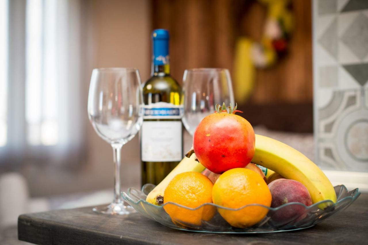 Pomegranade Luxury Apartment, Feels Like Home Alexandroupoli Bagian luar foto